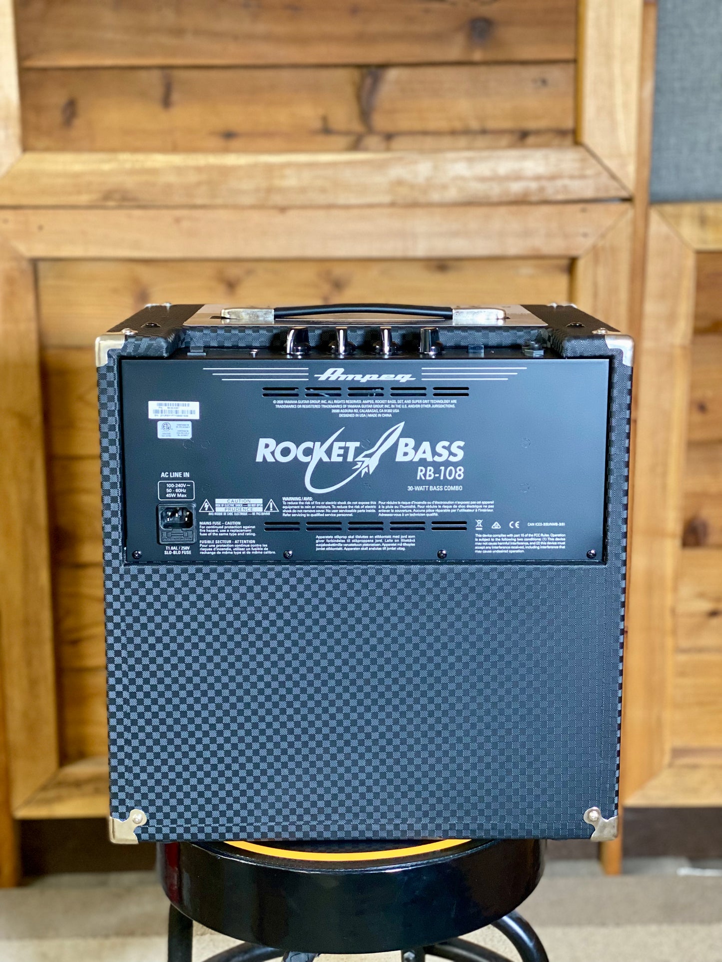 Ampeg Rocket Bass RB-108 30 Watt Combo Bass Amp