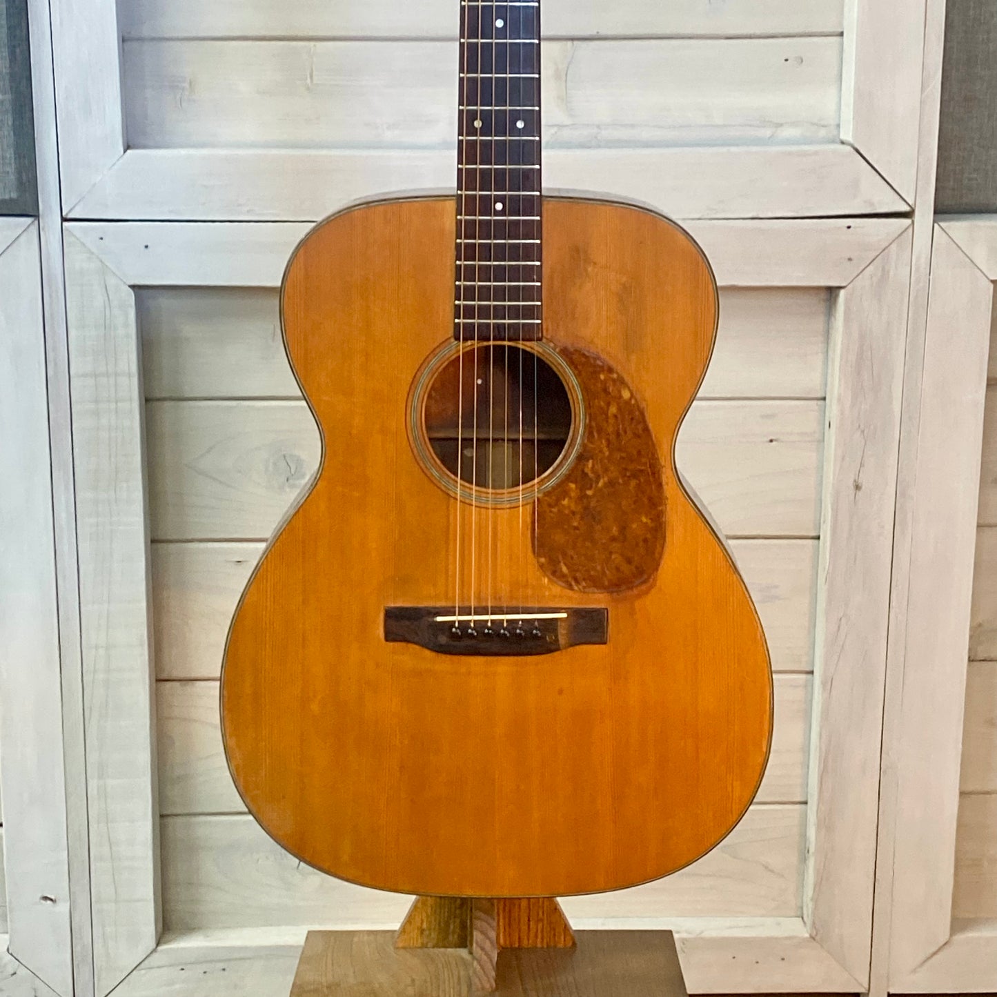 Martin 000-18 1957, USED, Refinished, With Pickup
