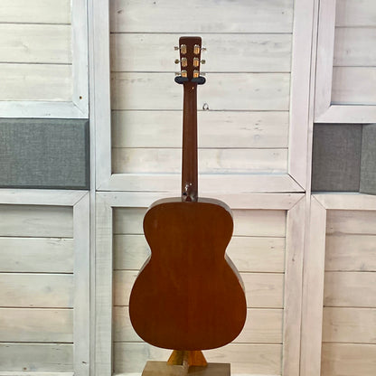 Martin 000-18 1957, USED, Refinished, With Pickup