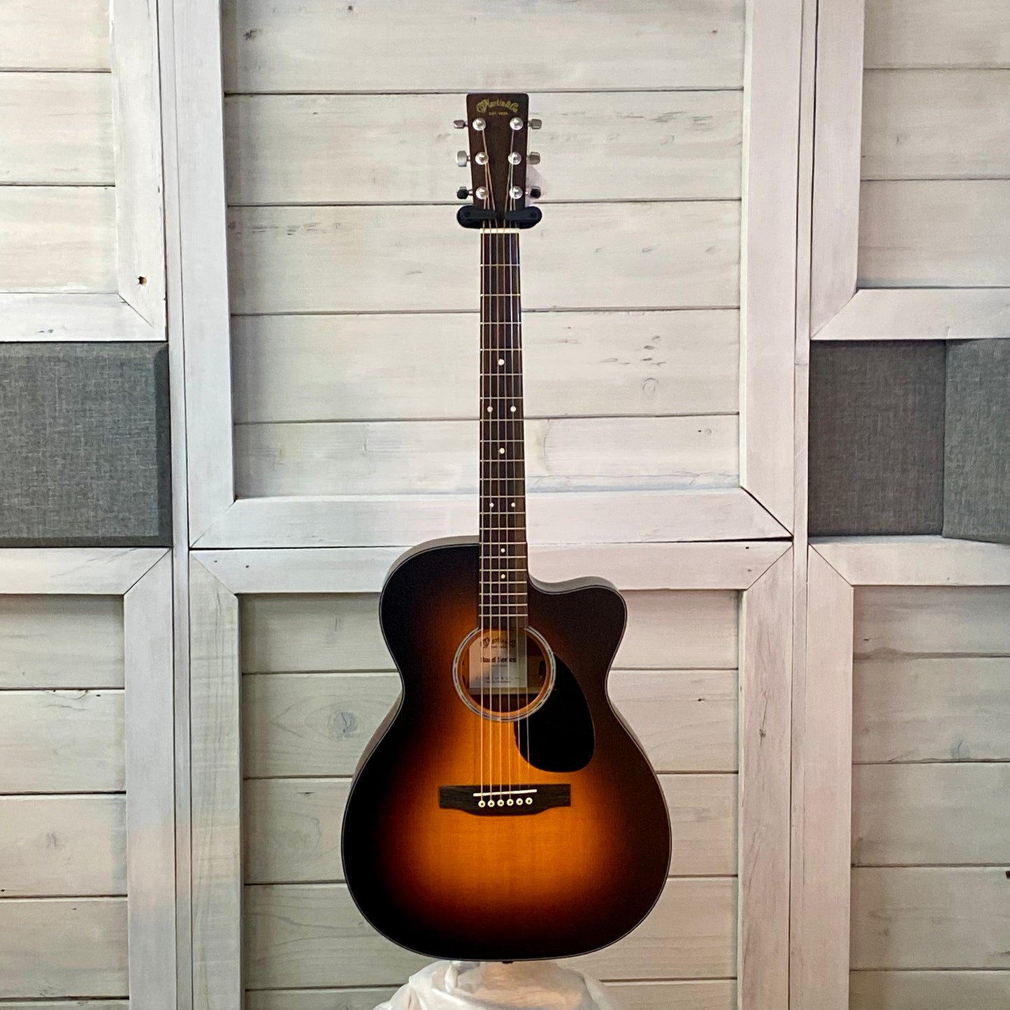 Martin OMC-10E Modern Burst Road Series 000-14 Fret Cutaway Electric Acoustic Guitar