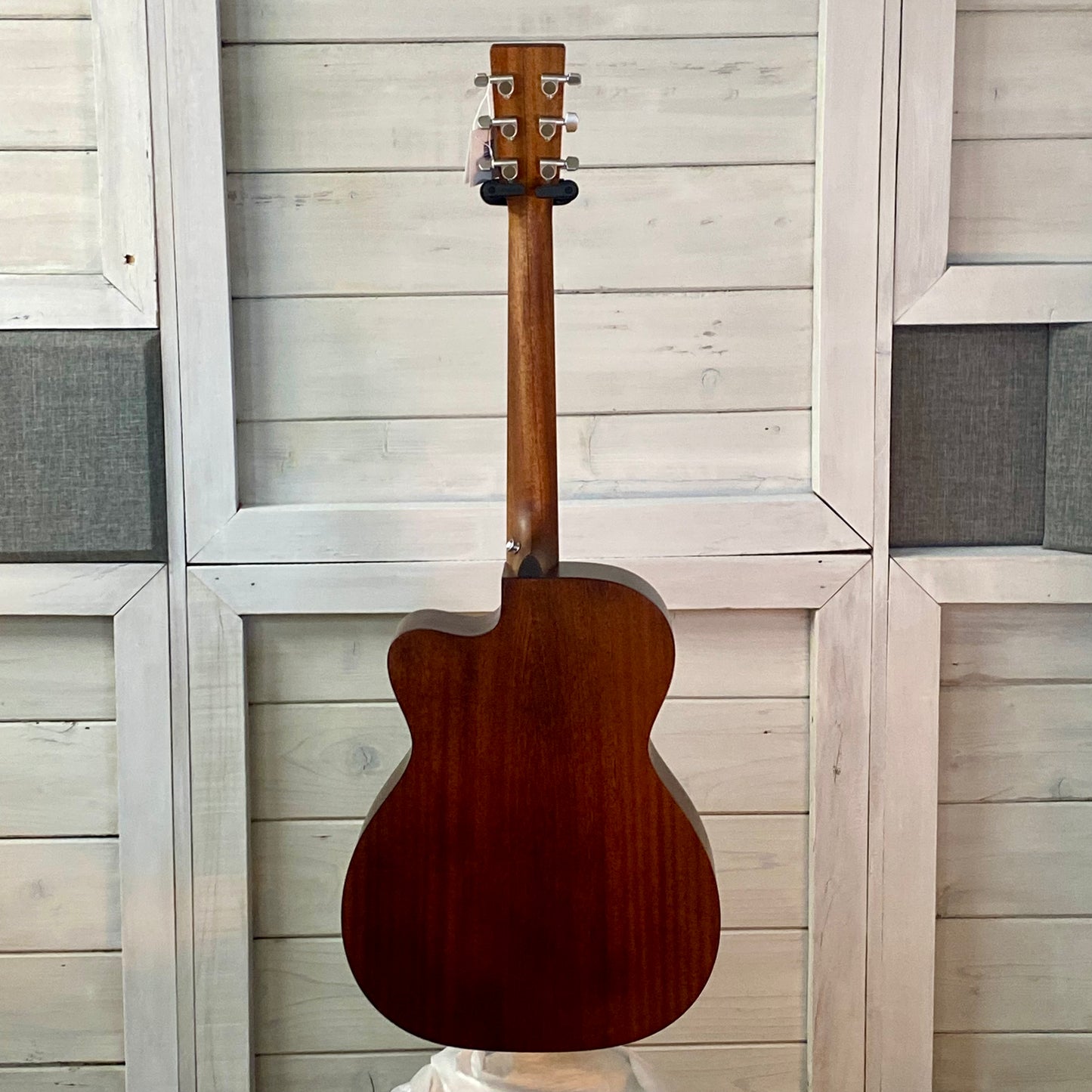 Martin OMC-10E Modern Burst Road Series 000-14 Fret Cutaway Electric Acoustic Guitar