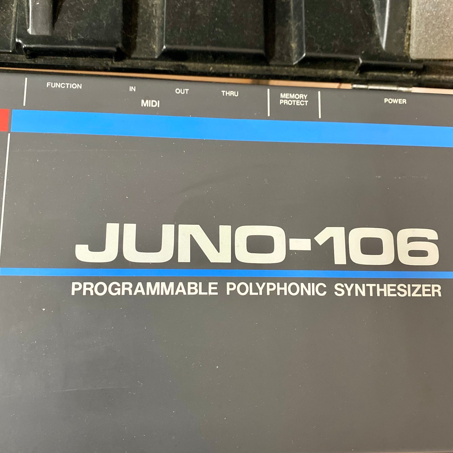 Roland Juno-106 61-Key Programmable Polyphonic Synthesizer Used