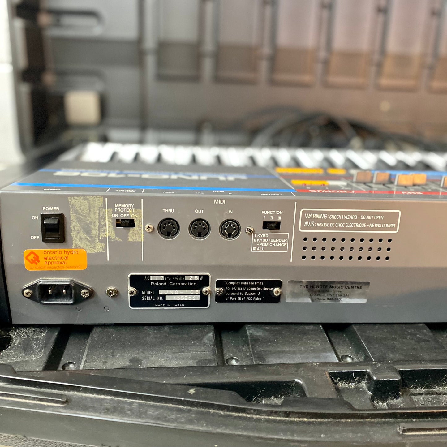 Roland Juno-106 61-Key Programmable Polyphonic Synthesizer Used