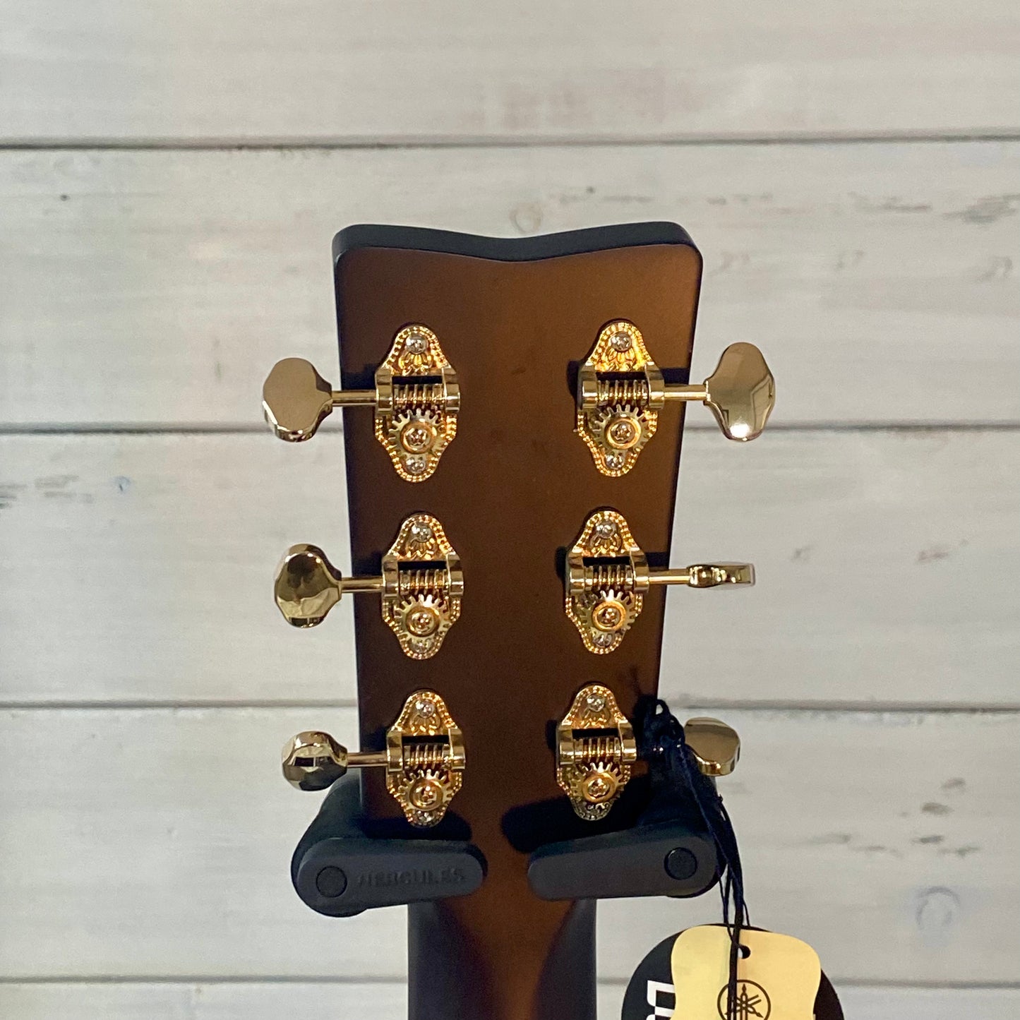 Yamaha TAS3CSDB TransAcoustic Concert Electric/ Acoustic Guitar in Sand Burst