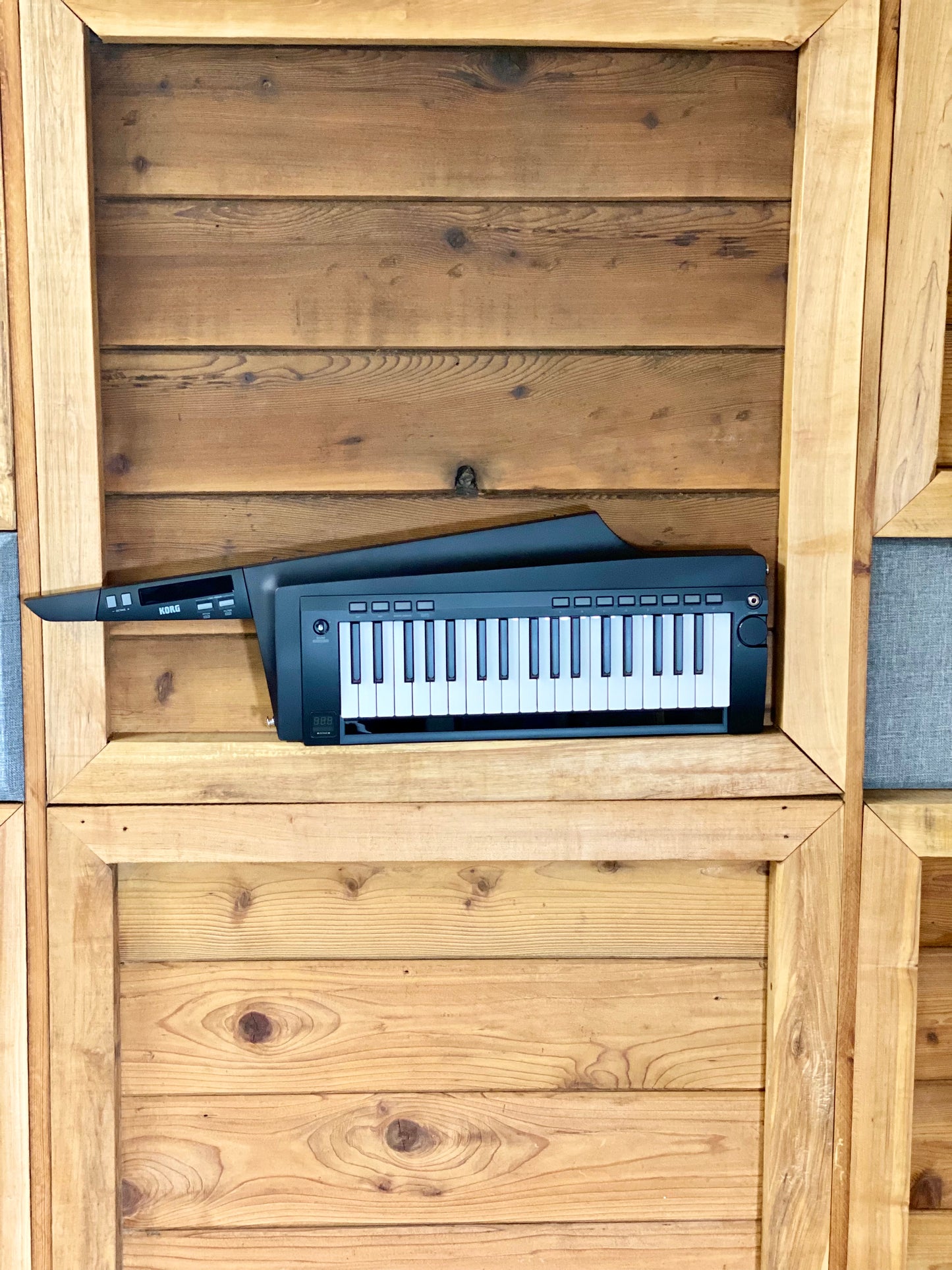 Korg 37-Note Slim Keytar in Black