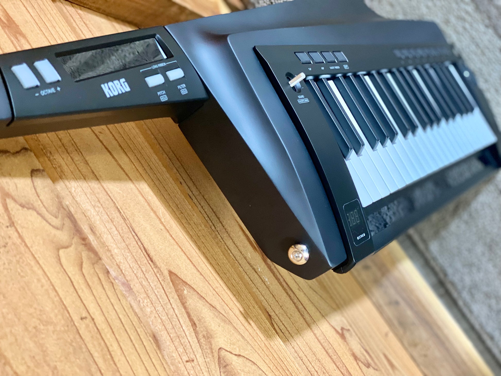 Korg 37-Note Slim Keytar in Black