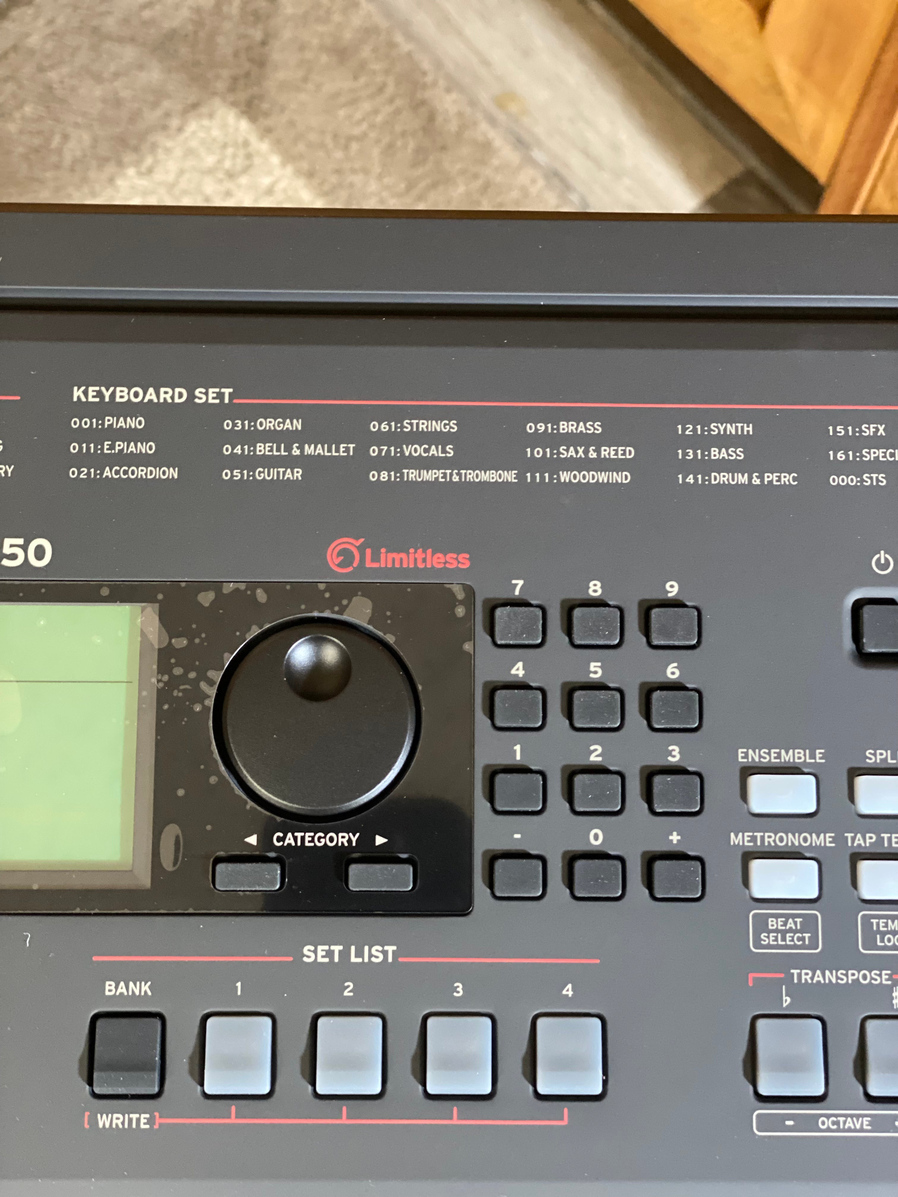 Korg EK-50L 61-Key Arranger Keyboard With 790 Sounds, 59 Drum Kits & 290 Styles