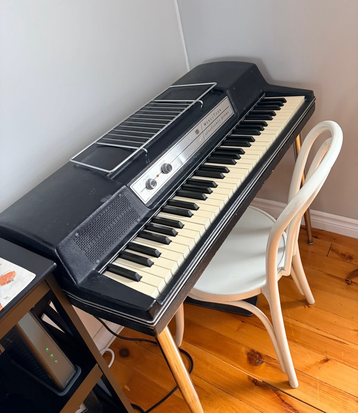 Wurlitzer 200A 64-Key Electric Piano Owned by Canadian Rock n Roll Royalty! USED