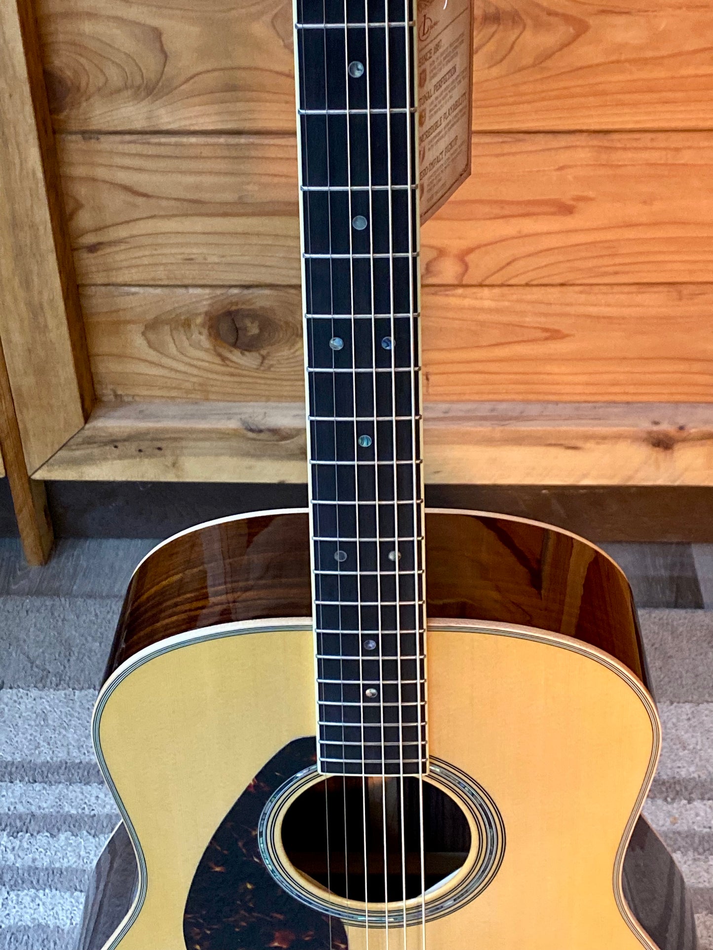 Yamaha LL16L A.R.E.  Electric/Acoustic Guitar- Lefty, Rosewood Back and Sides