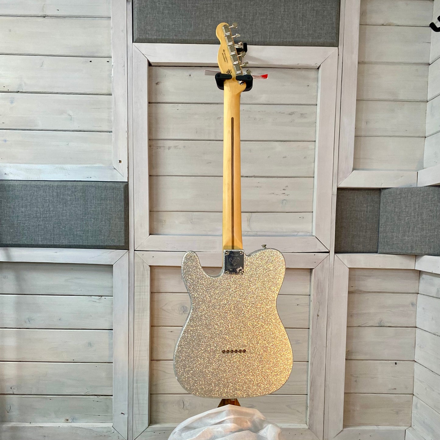Fender 75th Anniversary Player II Sparkle Telecaster in Diamond Dust Sparkle