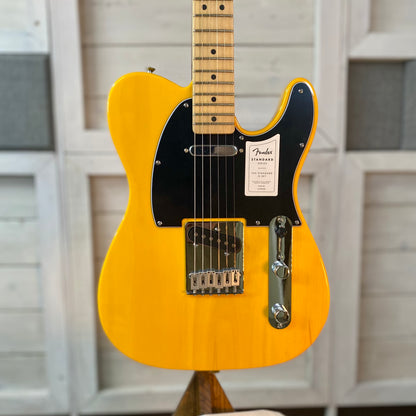 Fender Standard Telecaster in Butterscotch Blonde