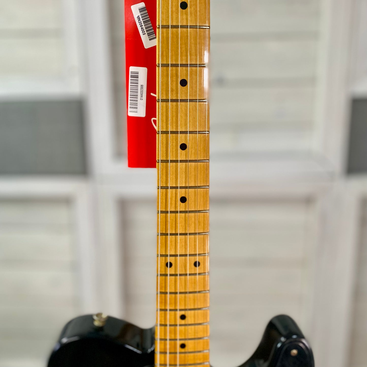 Fender Dealer Exclusive Vintera Road Worn '60s Double Esquire in Black  With Hardshell Case