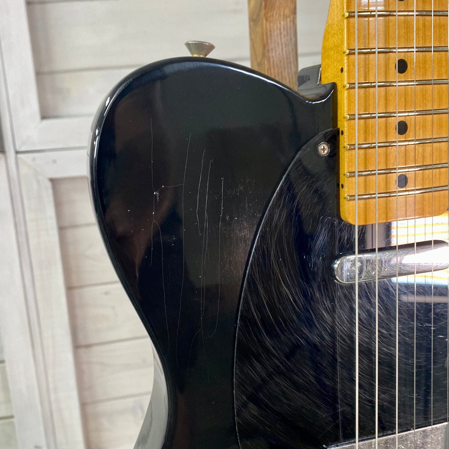 Fender Dealer Exclusive Vintera Road Worn '60s Double Esquire in Black  With Hardshell Case