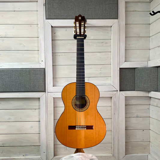 Alhambra 4P Classical Guitar USED