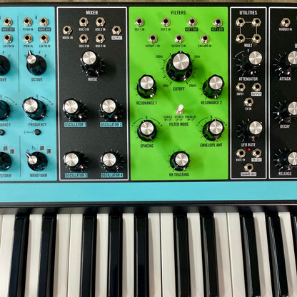 Moog Matriarch 4 Note Paraphonic Analogue Synth