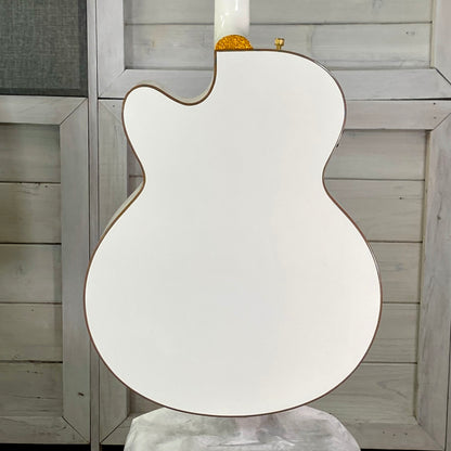Gretsch G5022CWFE Rancher Falcon Jumbo Electric Acoustic Guitar With Hardshell Case in White USED
