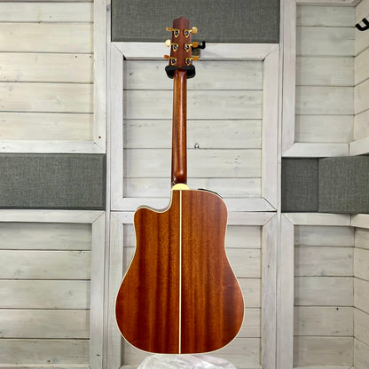 Takamine Pro Series 3 P3DC Electric Acoustic Guitar With Case – view 7