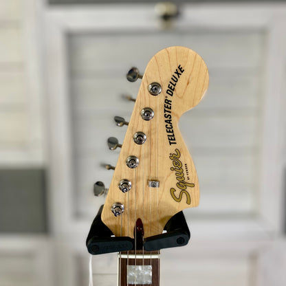 Squier Paranormal Troublemaker Telecaster Deluxe with Bigsby in Honey Sunburst