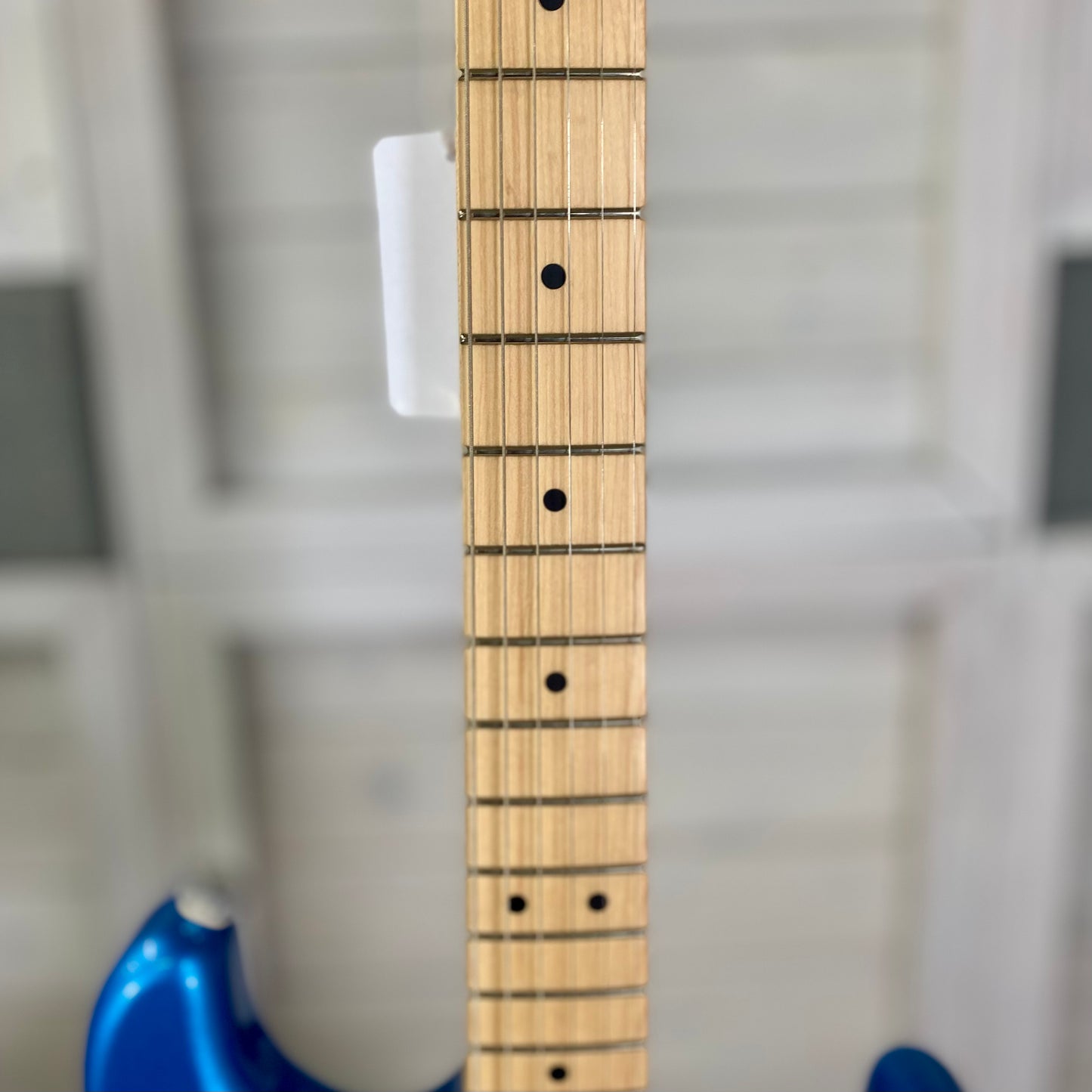 Squier Paranormal Stratocaster® Deluxe in Lake Placid Blue