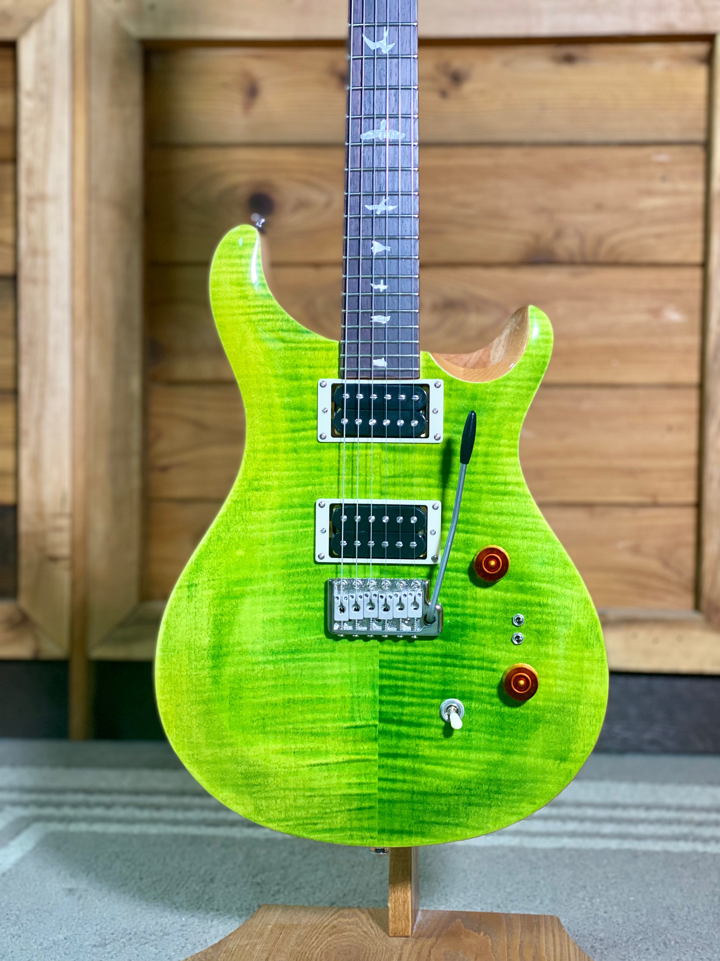 PRS SE Custom 24-08 Electric Guitar with Gigbag  in Eriza Verde