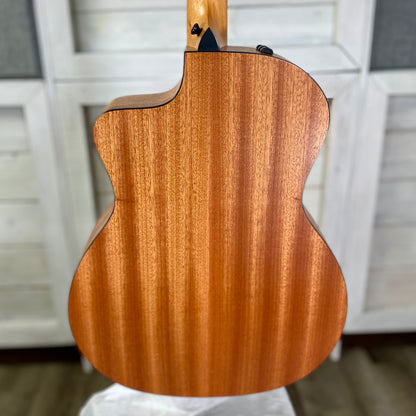 Taylor 114ce Sapele/ Spruce Electric Acoustic Guitar – view 9