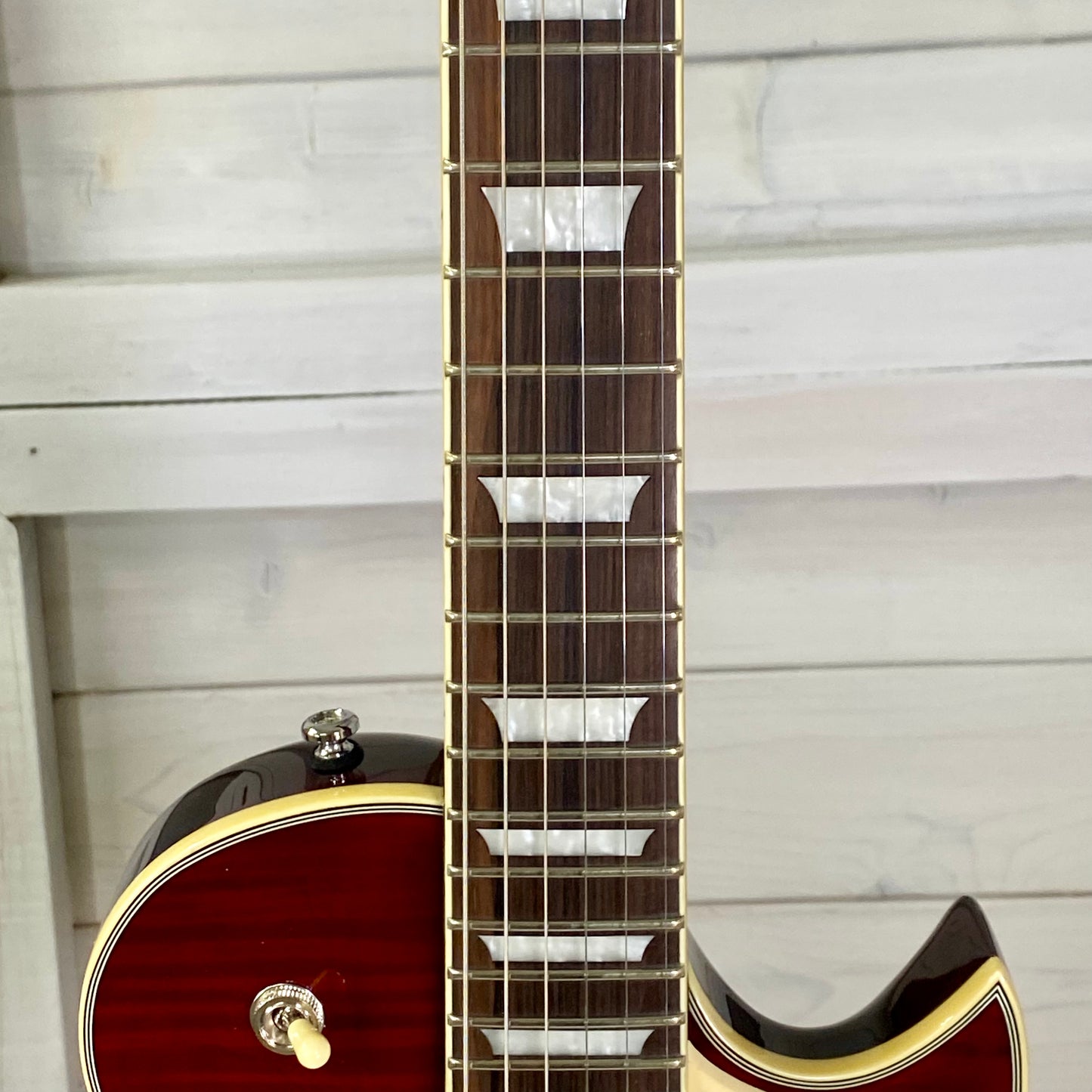 Sire L7 Larry Carlton Single-Cut Electric Guitar in Tobacco Sunburst – view 4