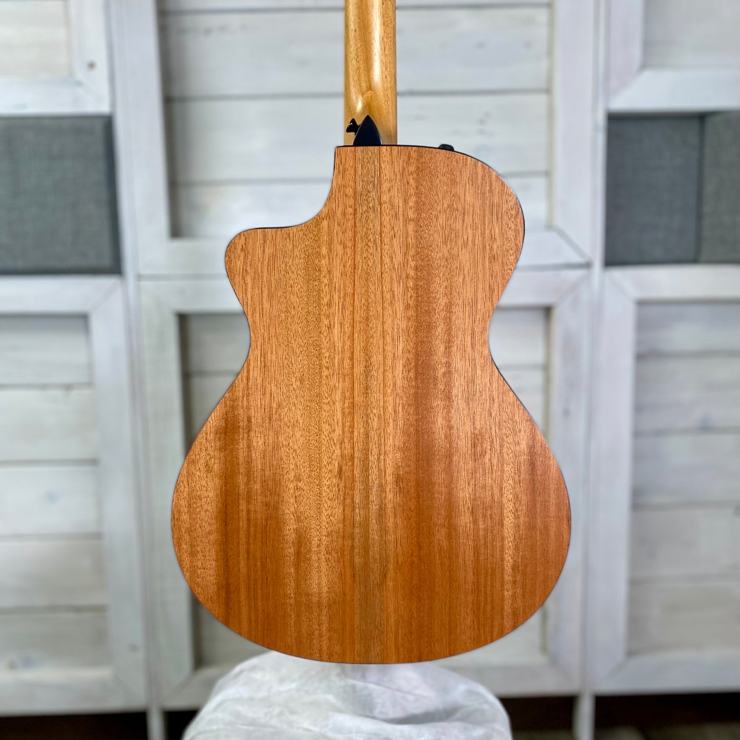 Taylor 112ce Sapele/ Sitka Electric Acoustic Guitar – view 9