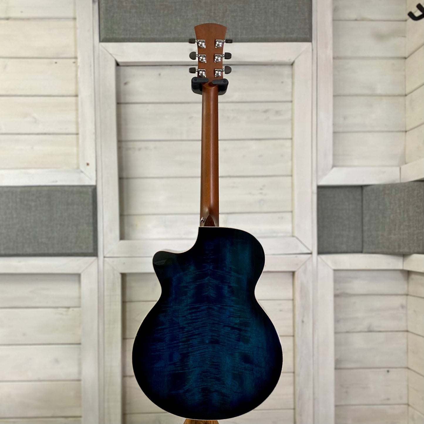 Faith Blue Moon Venus Cutaway Electric / Acoustic Guitar – view 8