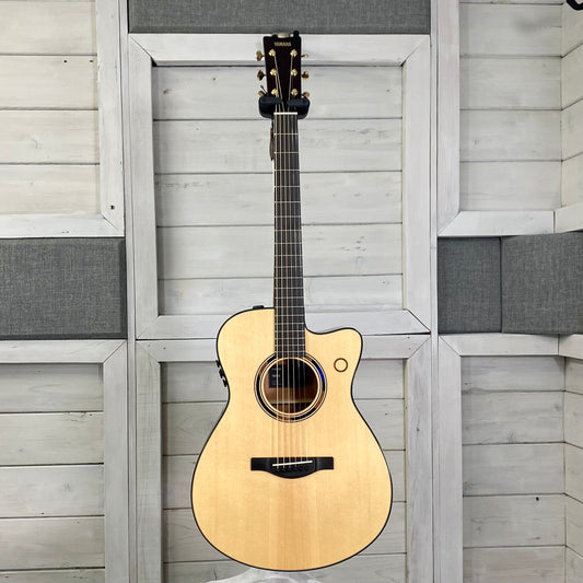 Yamaha TAS3CNT TransAcoustic Concert Electric/ Acoustic Guitar in Natural Finish