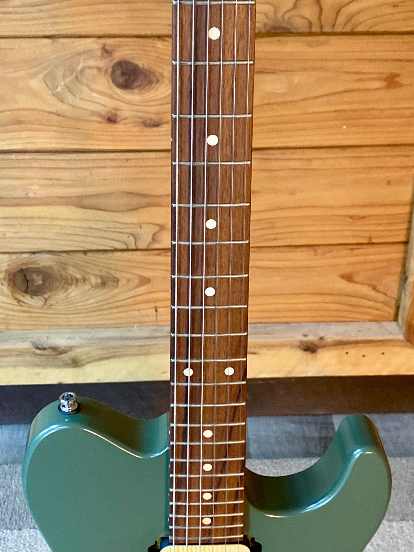 Godin Radium Matte Green B-stock With Gigbag