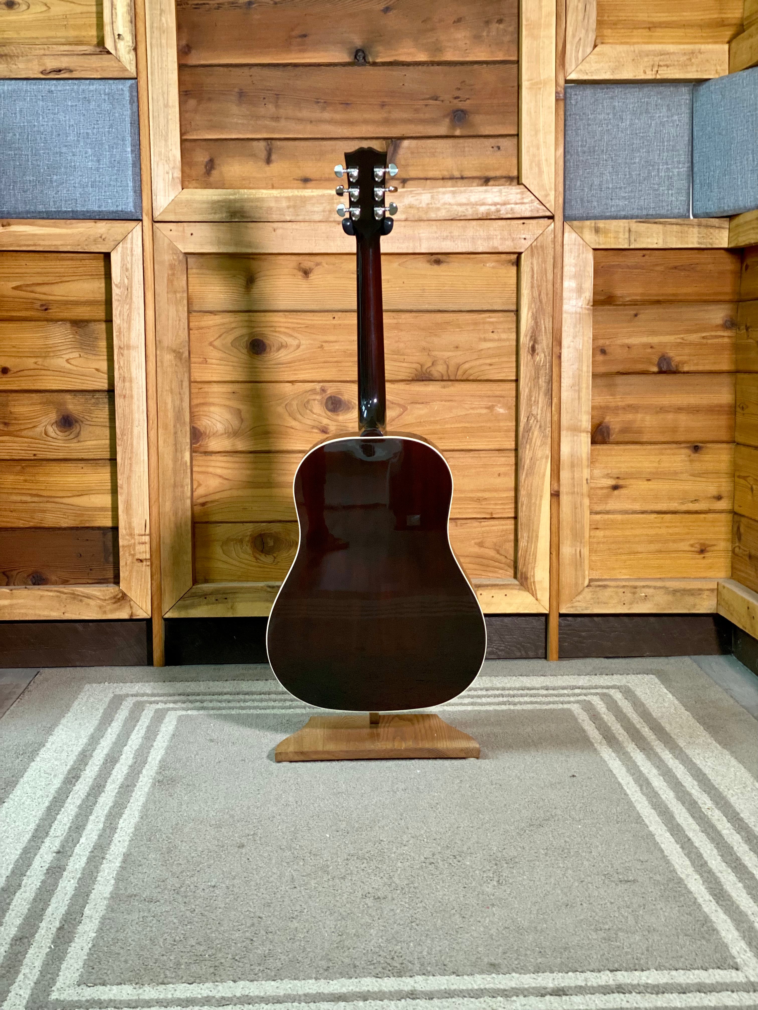 Gibson J-45 Standard Electric Acoustic in Vintage Sunburst