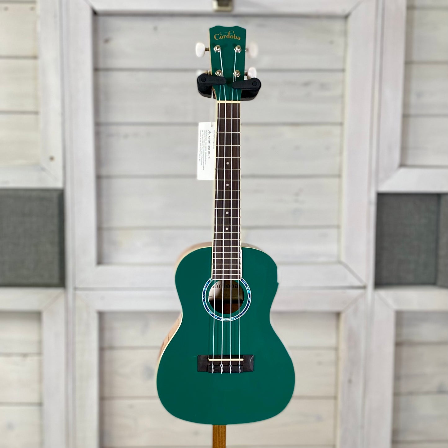 Cordoba 15C Concert Ukulele – Catalonia Green