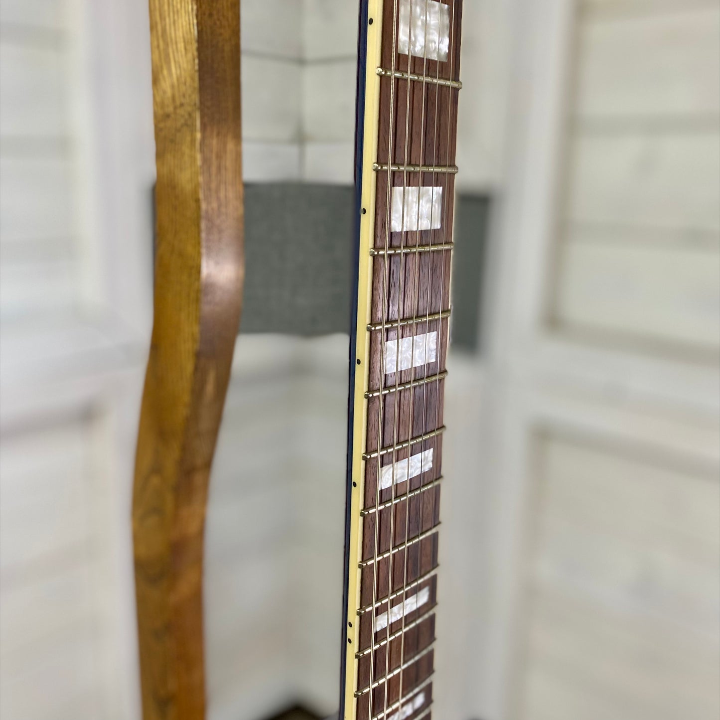 Guild S-300 Deluxe Solid-body Electric Guitar in Neptune Blue Metallic and Vintage Sterling Metallic