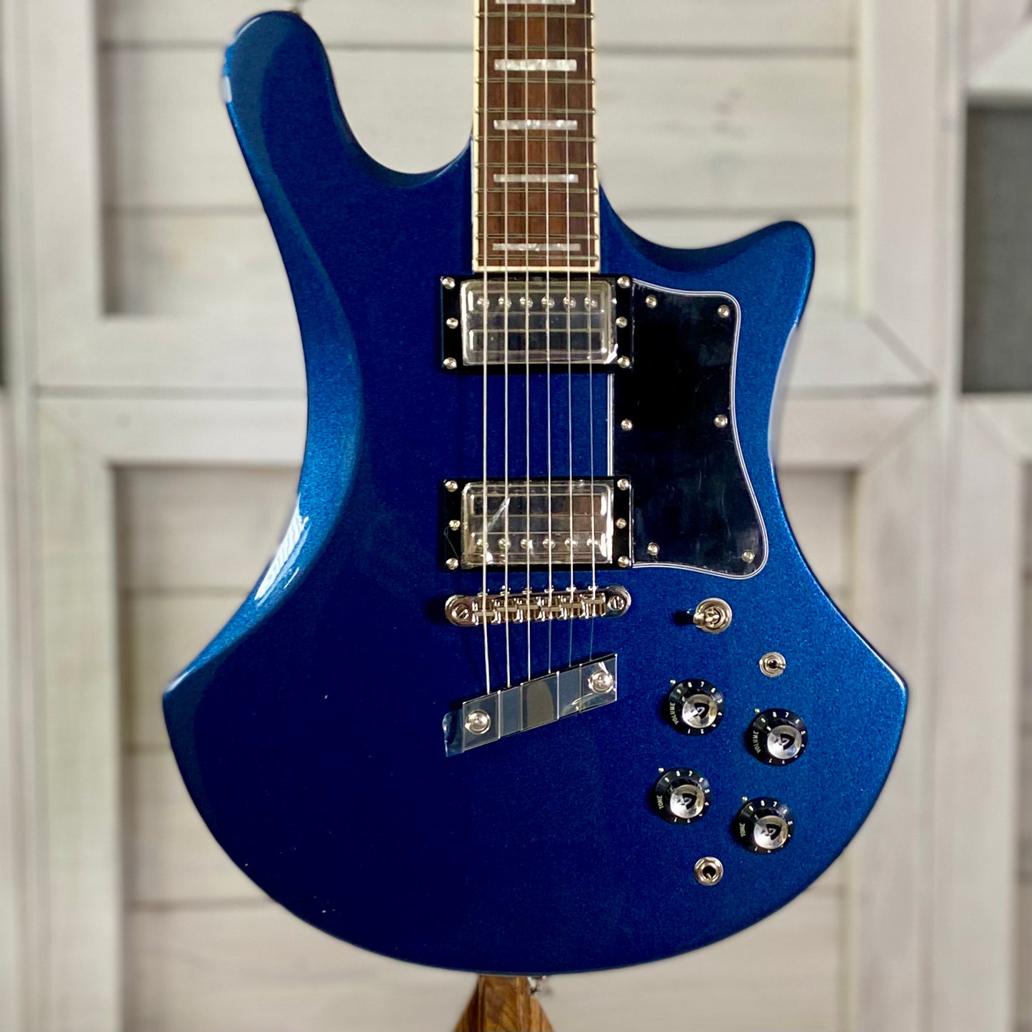 Guild S-300 Deluxe Solid-body Electric Guitar in Neptune Blue Metallic and Vintage Sterling Metallic