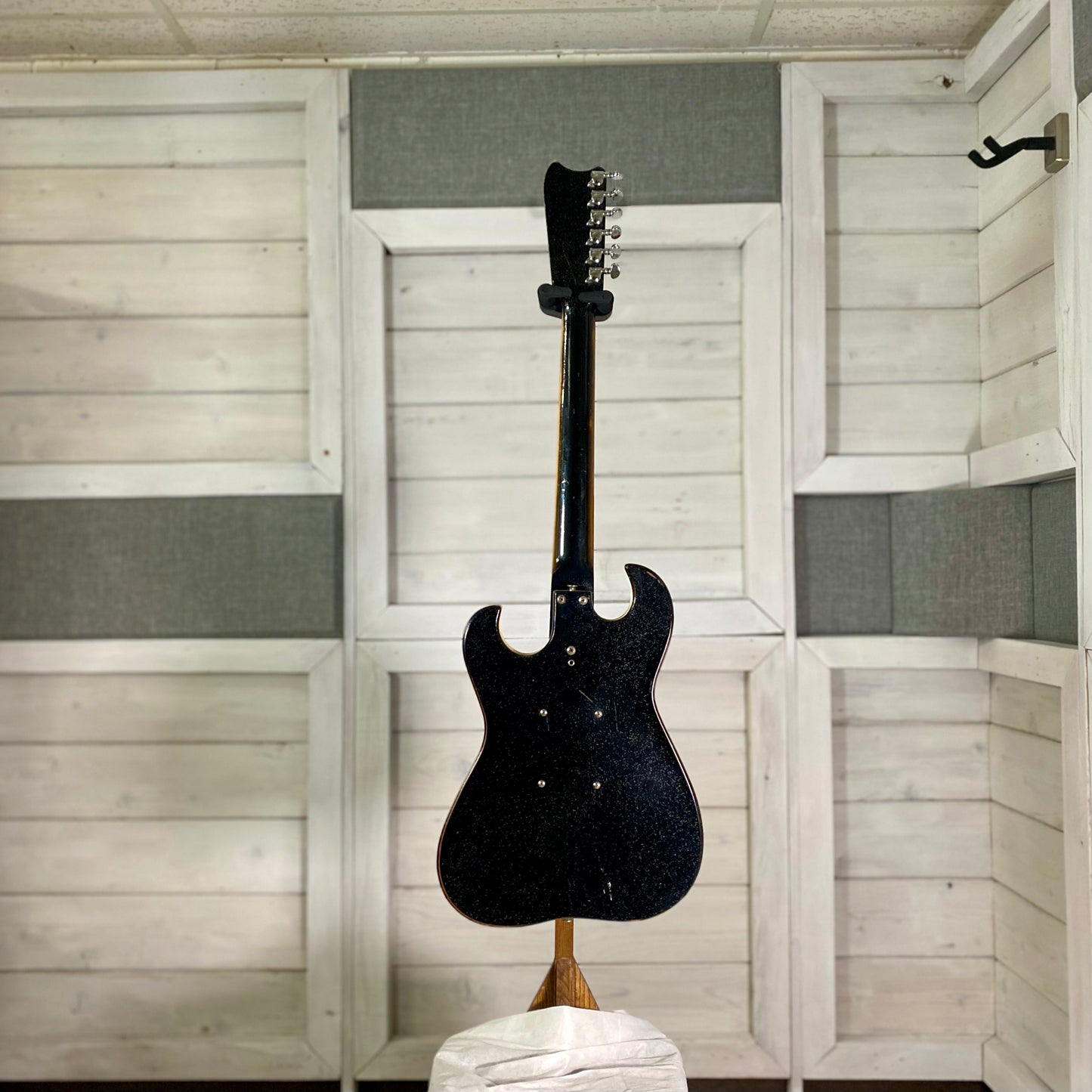 Silvertone 1449 Electric Guitar USED