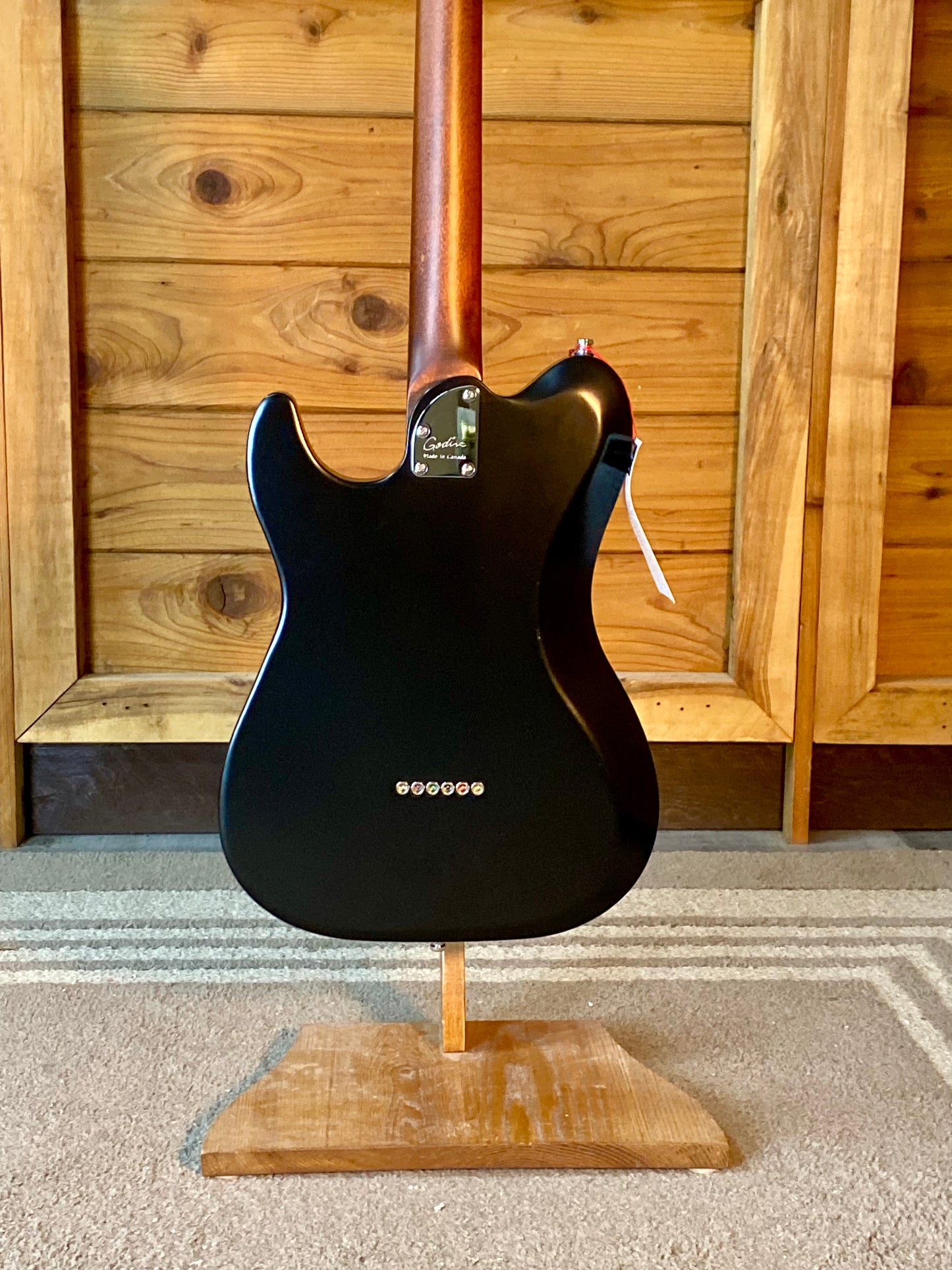 Godin Stadium HT Matte Black RN B Stock With Gigbag