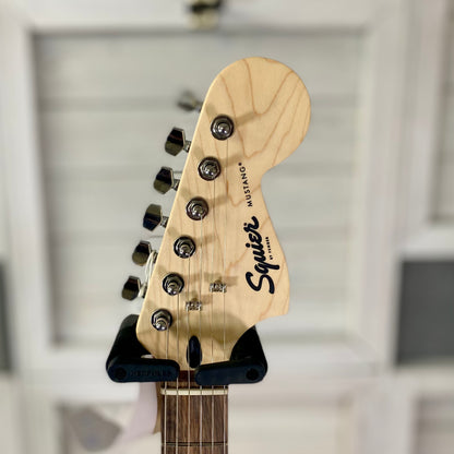 Squier Sonic Mustang HH in Black With Black Pickguard