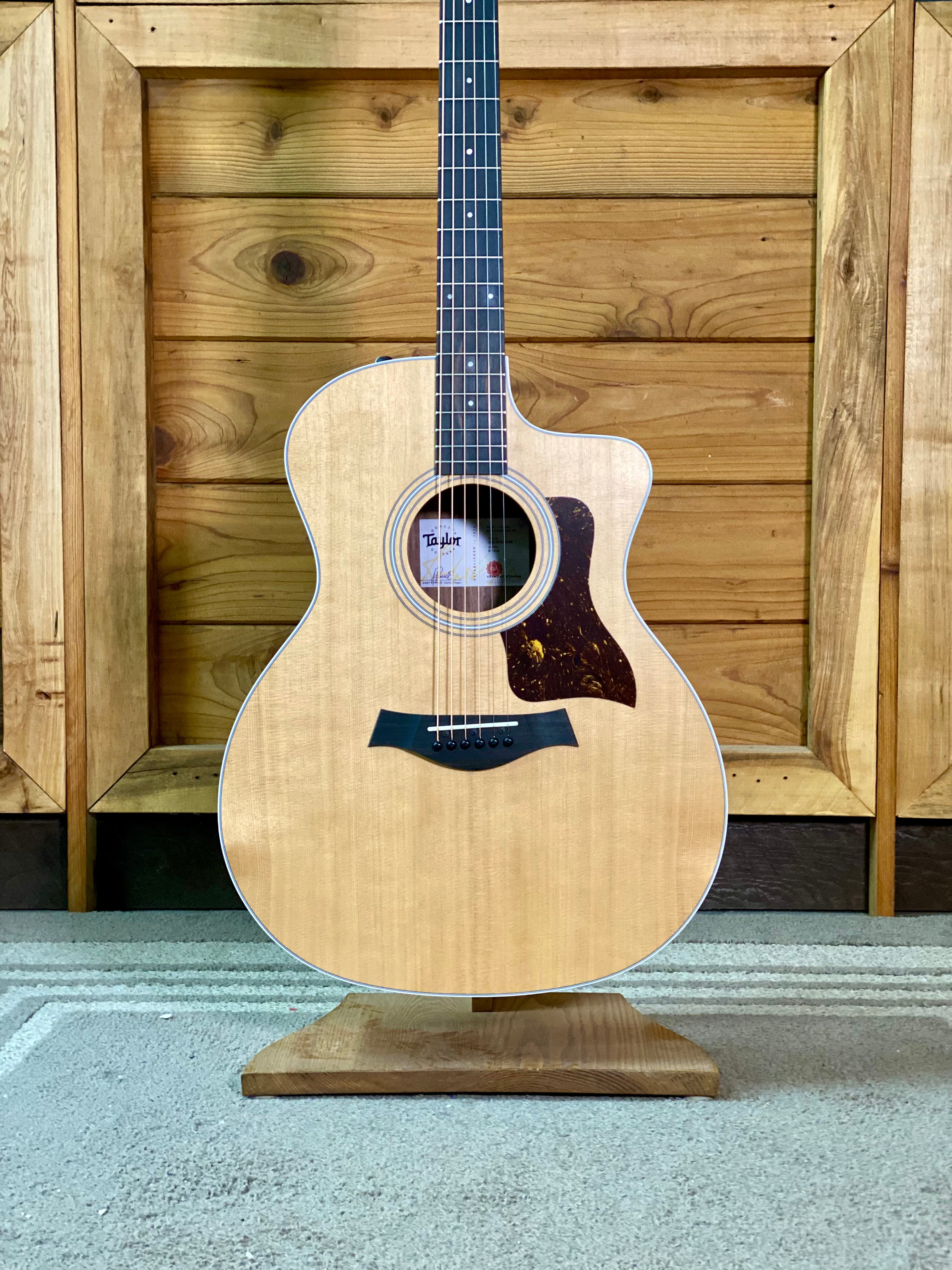 Taylor 214ce Electric Acoustic Guitar Walnut Spruce