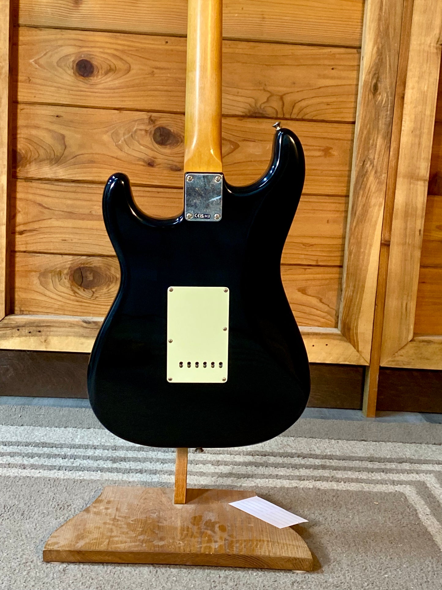 Fender Vintera II Road Worn '60s Stratocaster Limited Edition  in Black With Hardshell Case