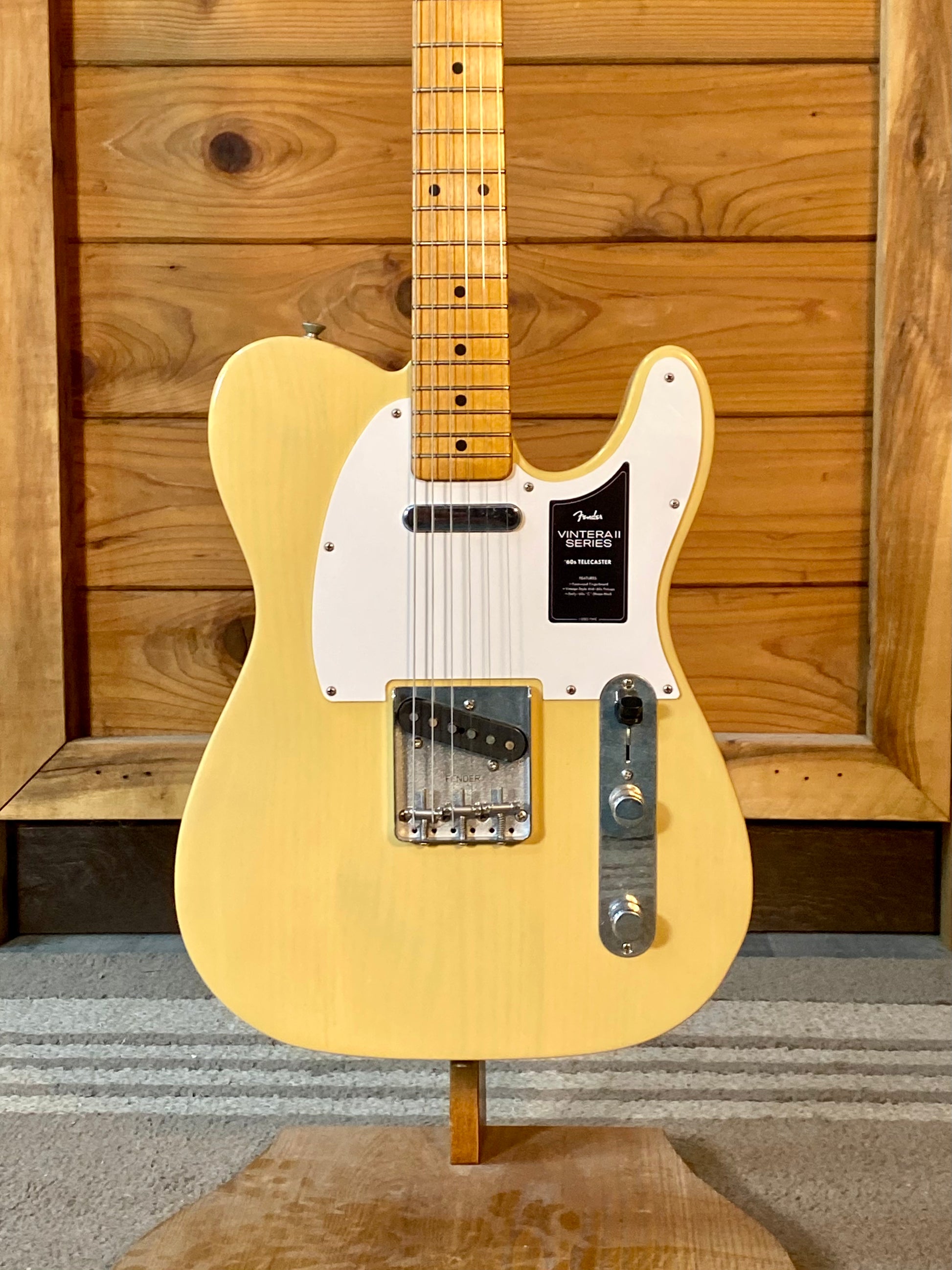 Fender Vintera® II Limited Edition Road Worn® ‘60s Telecaster in Blonde With Hardshell Case