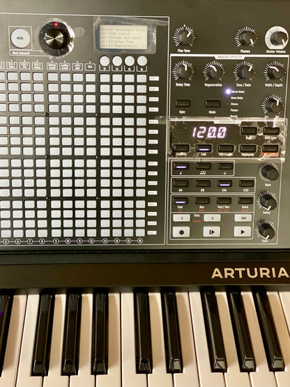 Arturia Limited Edition Matrixbrute Noir 49-Key Black Edition Analog Synthesizer