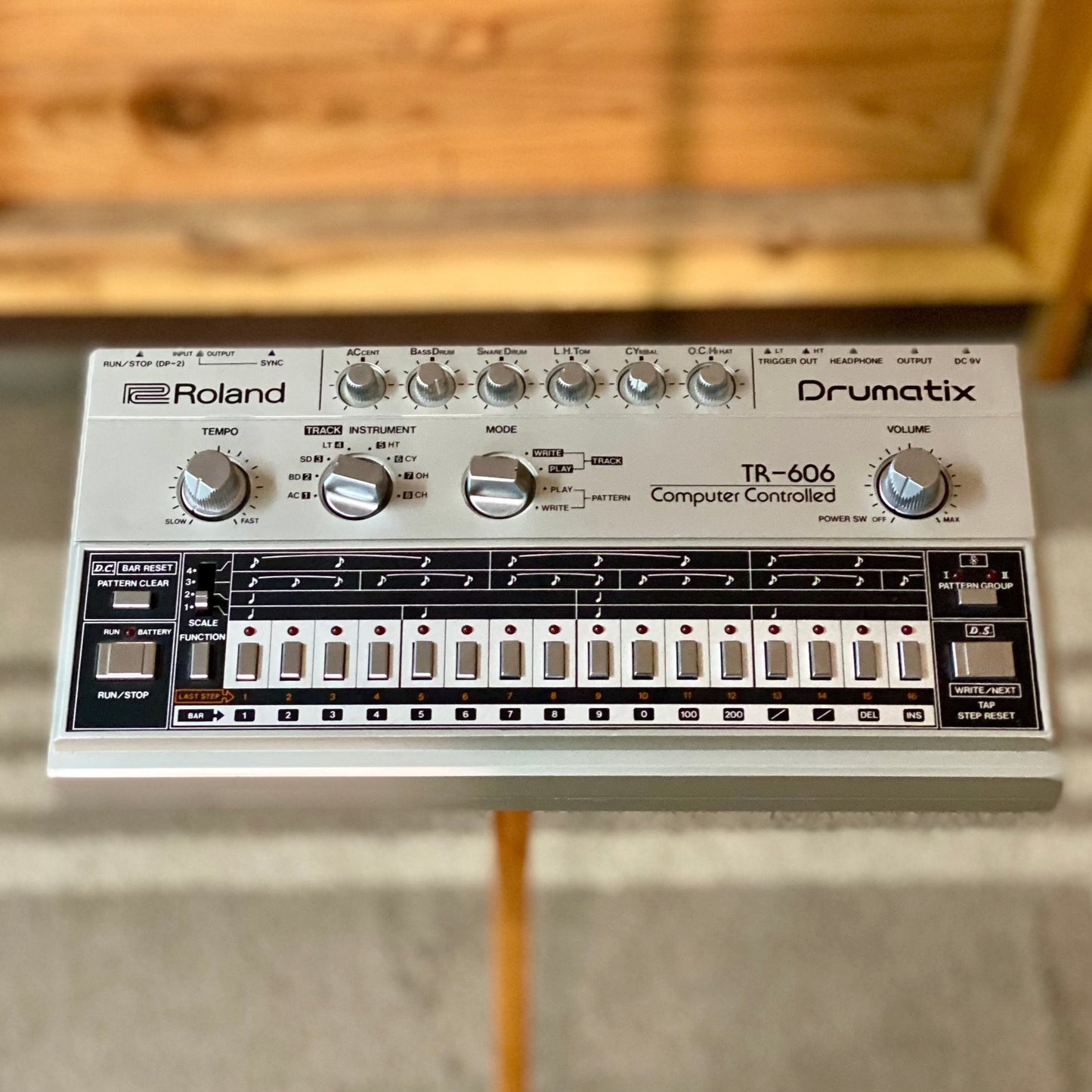 Roland TR-606 Drumatix Early 1980's USED