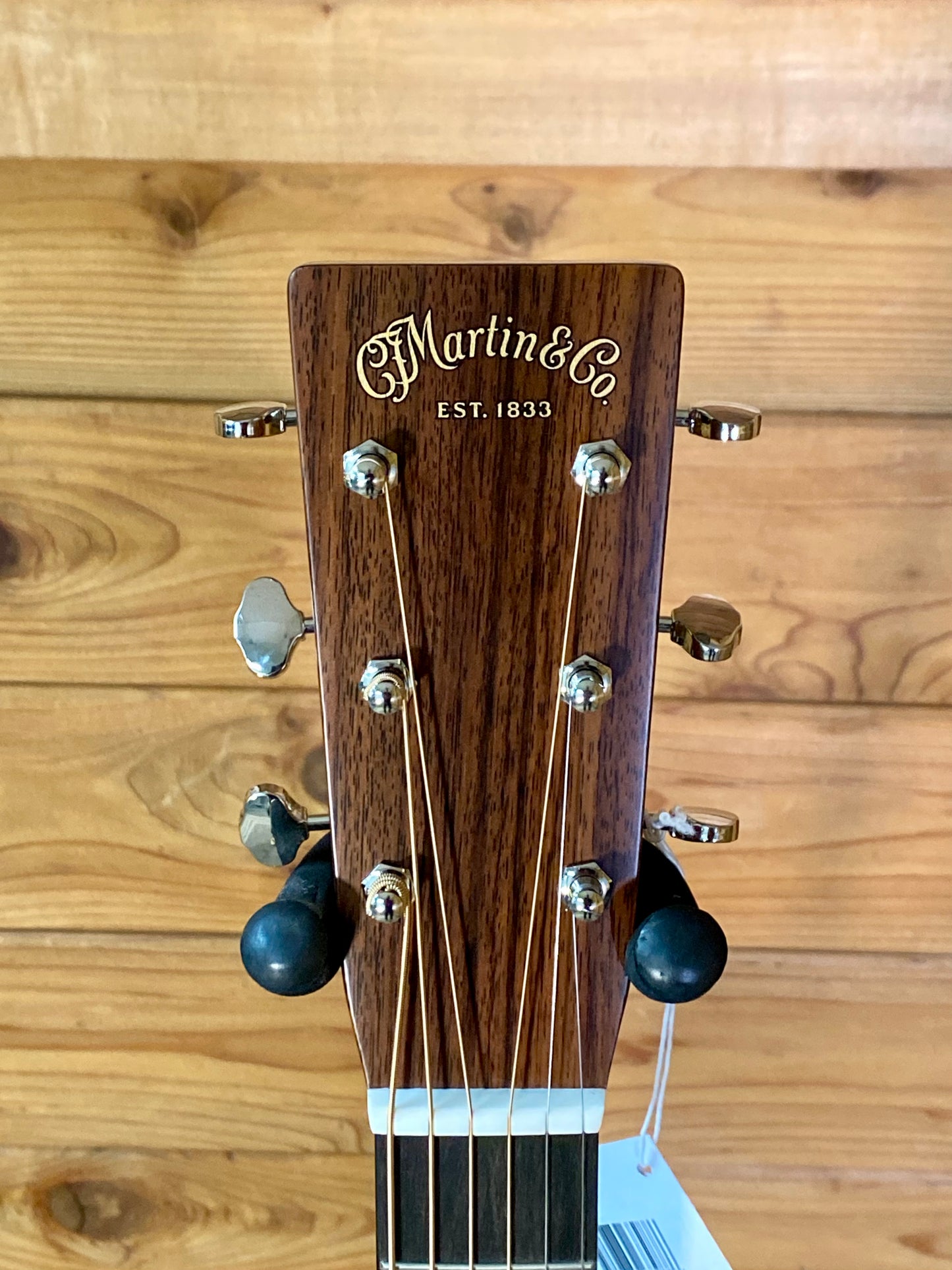 Martin Standard Series OM-28 Acoustic Guitar With Molded Hardshell Case