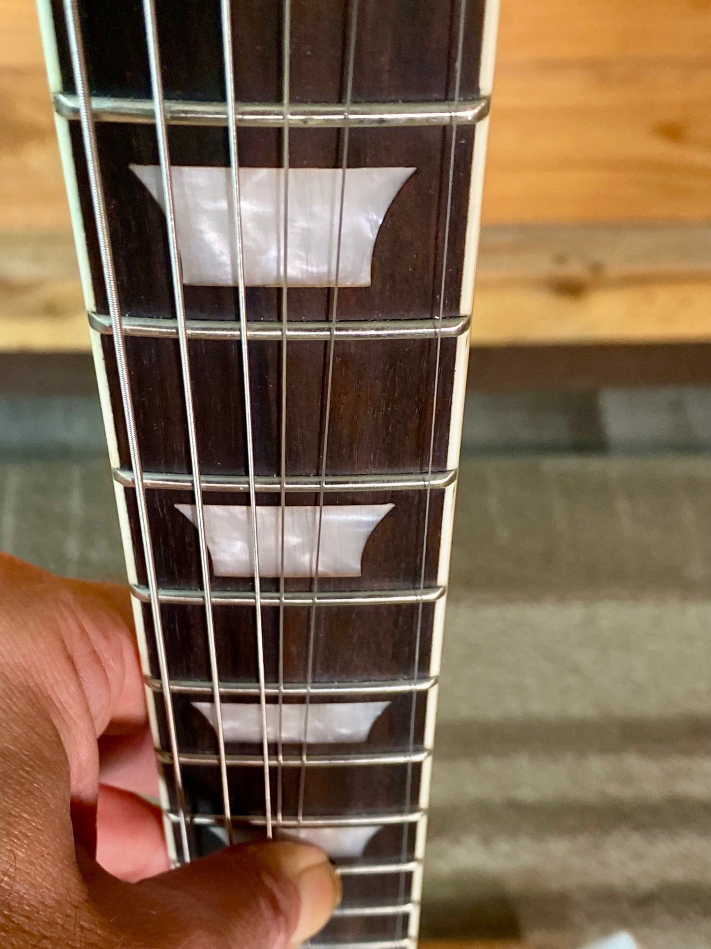Sire Larry Carlton L7 Single-Cut Electric Guitar in White USED