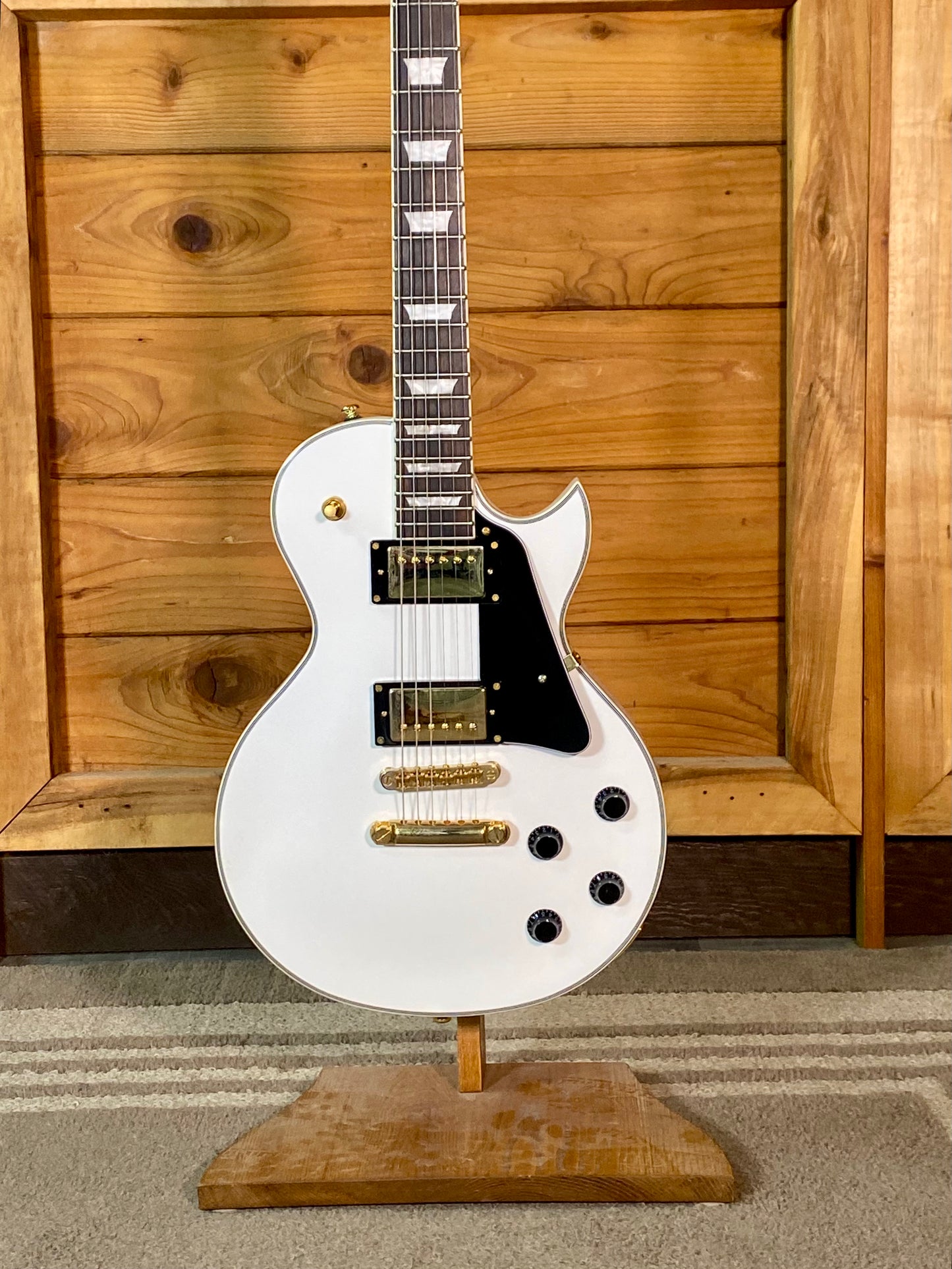 Sire Larry Carlton L7 Single-Cut Electric Guitar in White USED