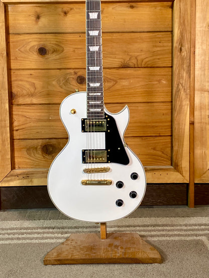 Sire Larry Carlton L7 Single-Cut Electric Guitar in White USED
