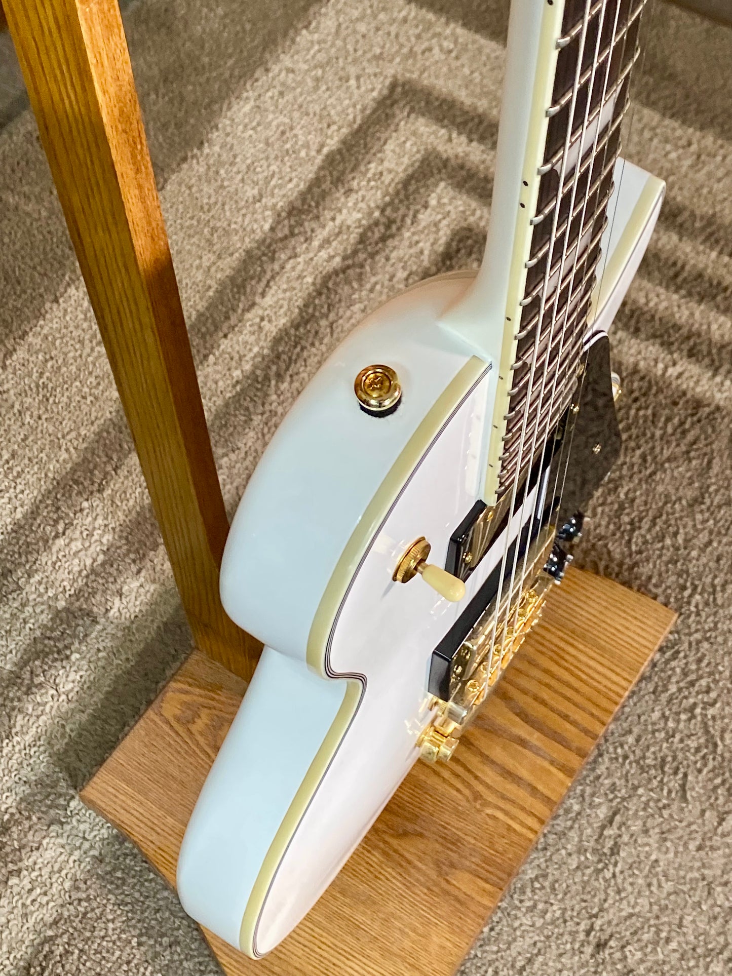 Sire Larry Carlton L7 Single-Cut Electric Guitar in White USED