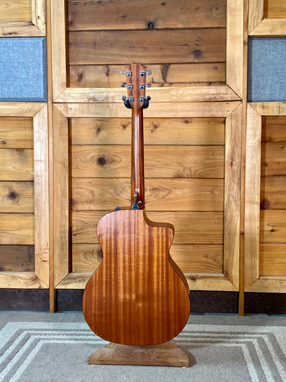 Taylor 114ce Lefty (2014) Electric Acoustic Guitar USED