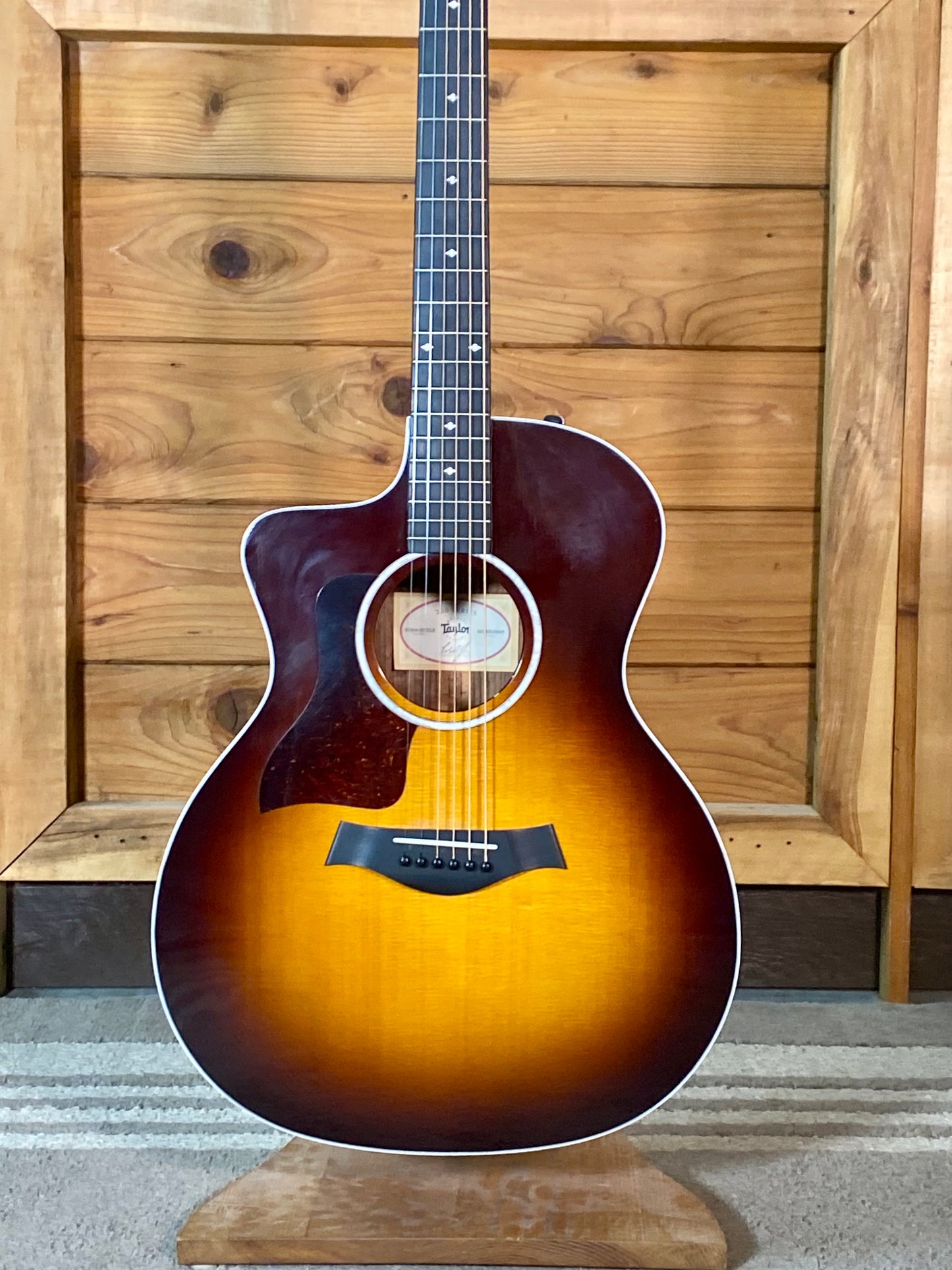 Taylor 214ce-SB dlx 2022 Lefty Electric Acoustic Guitar With Gigbag USED