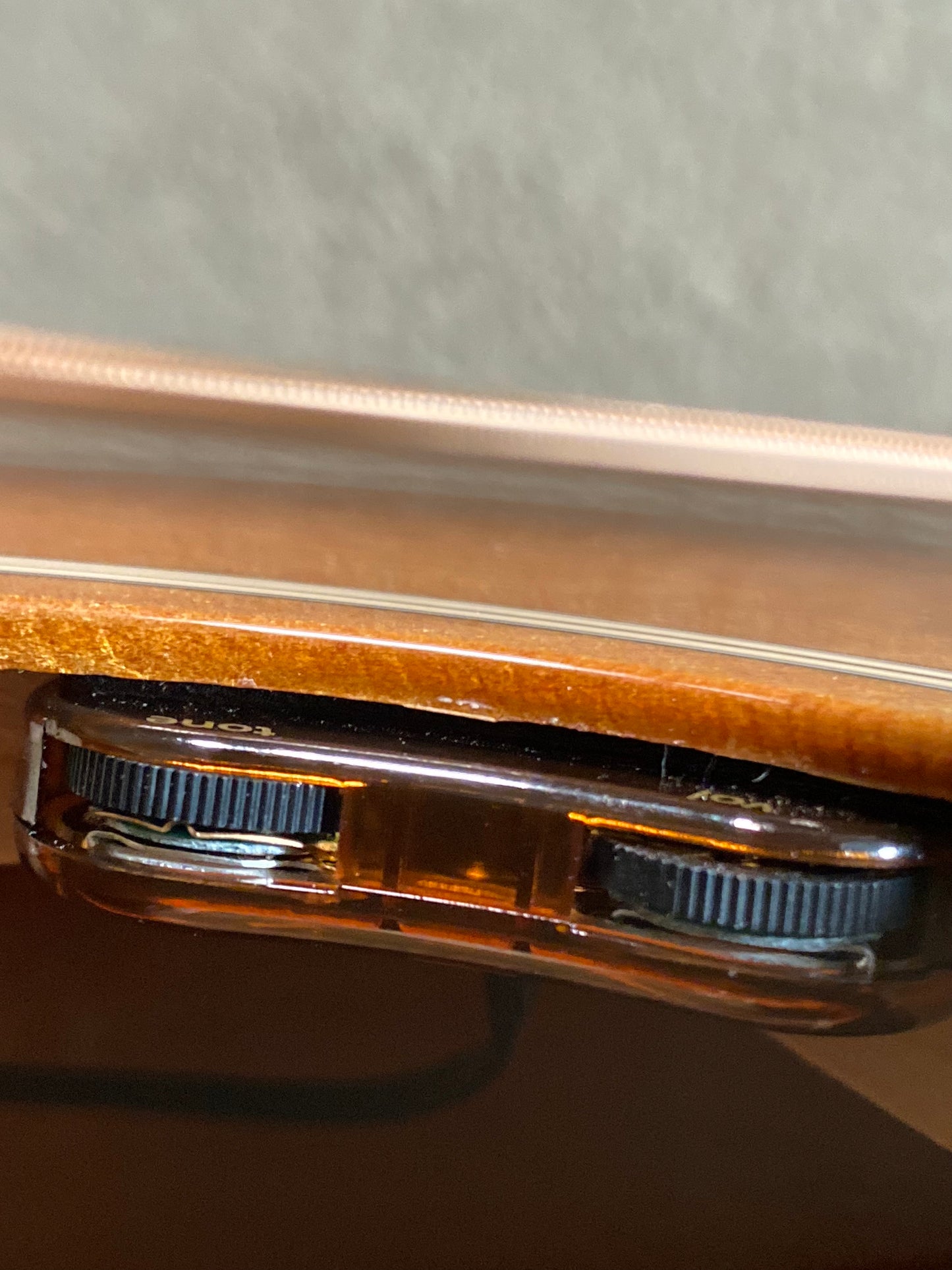 Taylor Gold Label 514e SB Super Auditorium In Sunburst with Firestripe Pickguard